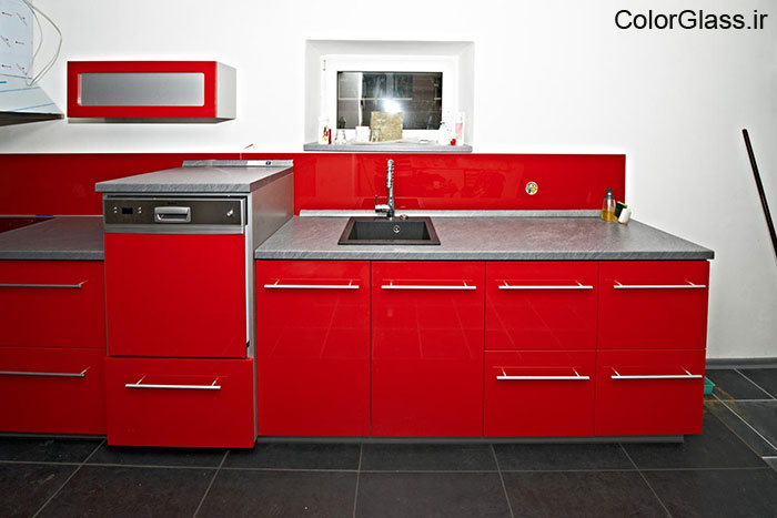 شیشه رنگی،لاکوبل،شیشه رنگی قرمز